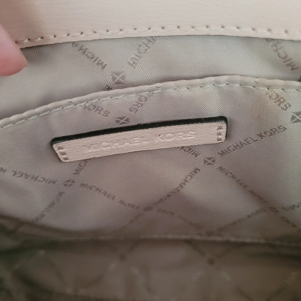 Michael Kors Blush Pink Leather Crossbody Bag Gold Hardware Flap Top Messenger